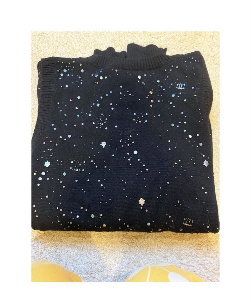 Chanel Maglioni & Felpe: Pull Chanel de la collection Ground Control 2017 taille 40 – Usato da Vésenaz venduto da mar_xpz7 2