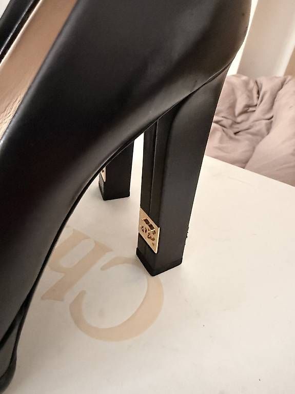 Scarpe da donna: Escarpins Chanel  – Usato da Onex venduto da Camillejck 4