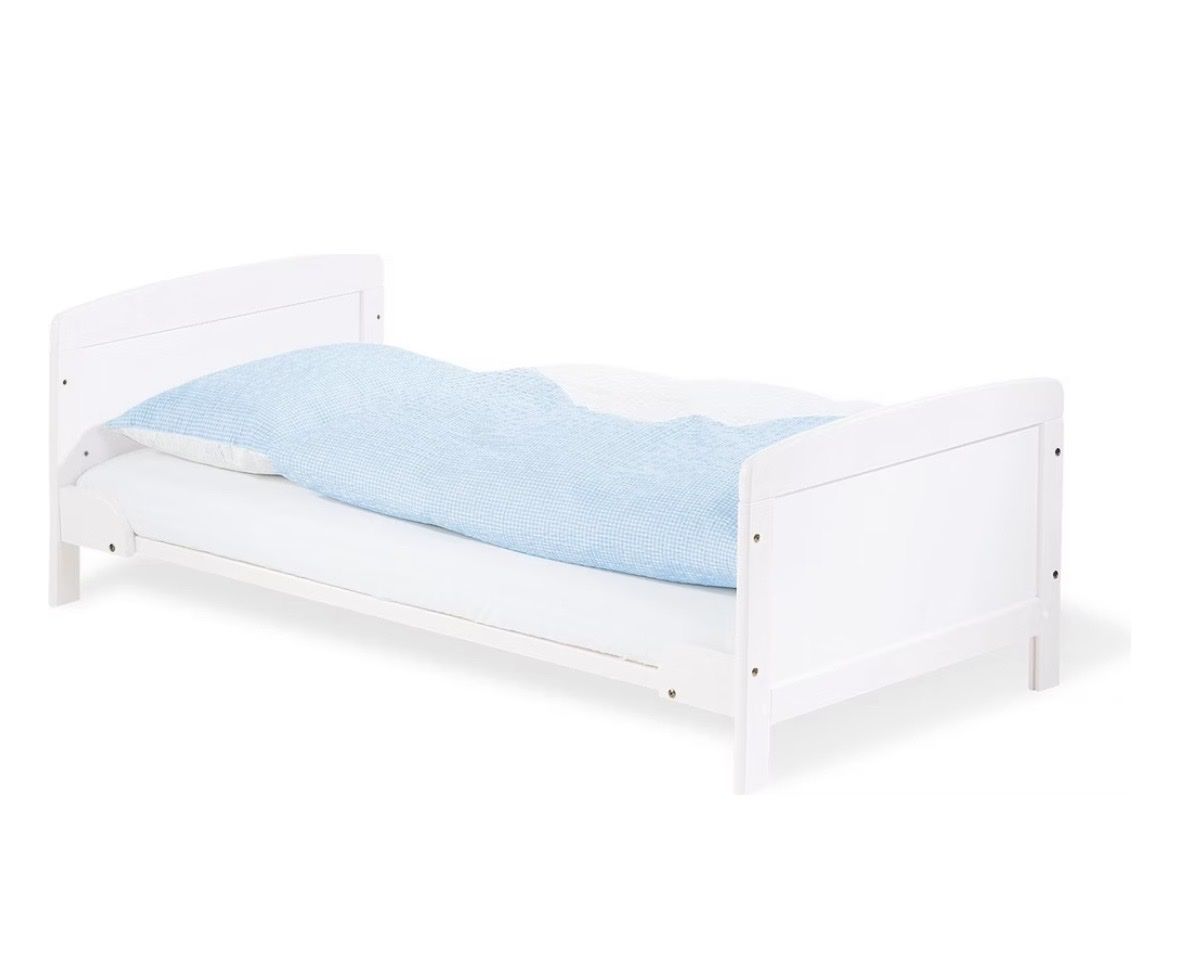Betten: Kinderbett 70x140 umbaubar – Gebraucht aus Thun von schane92