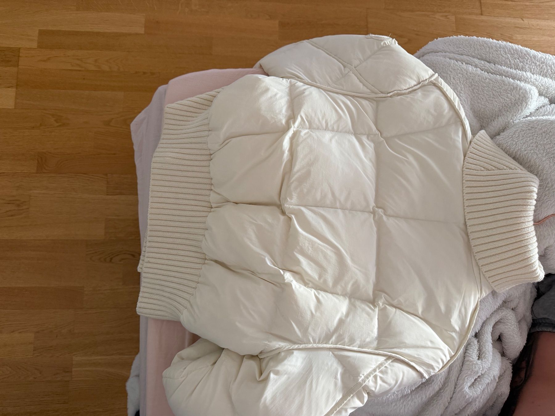 Moncler Vestes: Moncler Jacket – D'occasion à Lausanne par LadyGSx 4