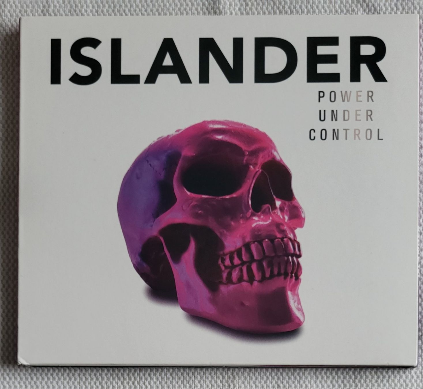 CD: Islander – Usato da Villars-sur-glane venduto da Epsilonhike