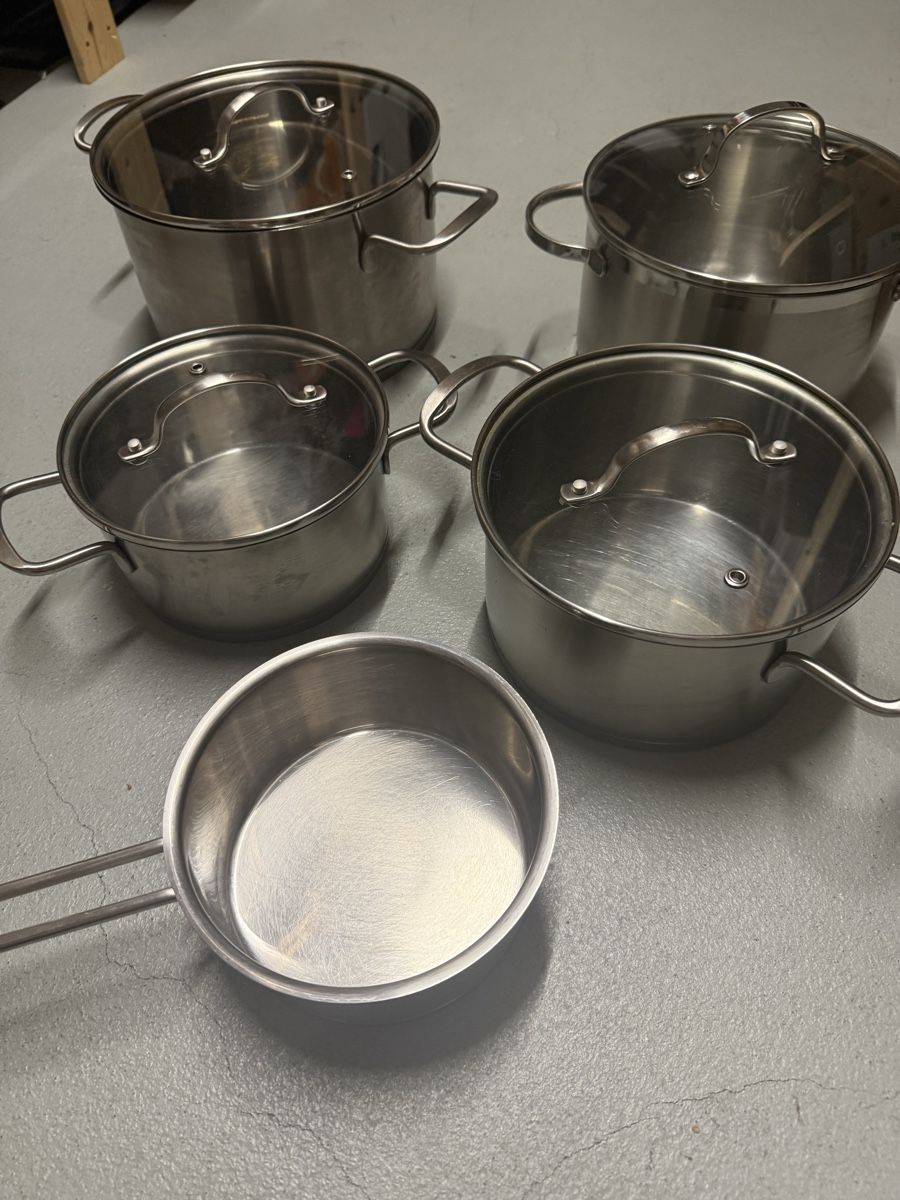 Pfannen: Kochtopfset Crofton/Kitchenware Edelstahl 5-teilig – Gebraucht aus Otelfingen von Otto4