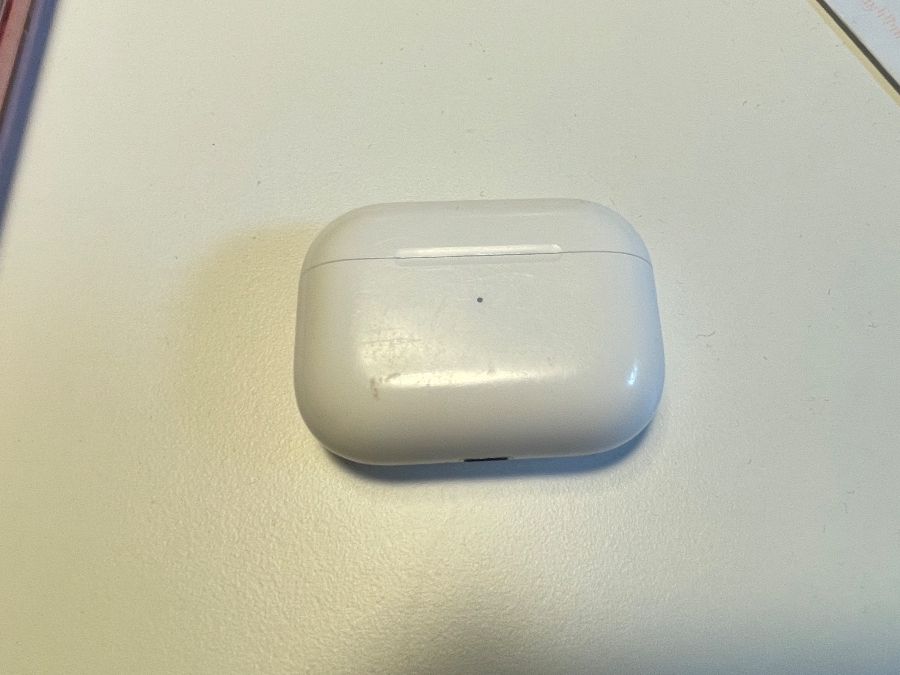 Apple Cuffie: Apple Airpods Pro Ladecase Lightning – Difettoso da Zürich venduto da HZADJW