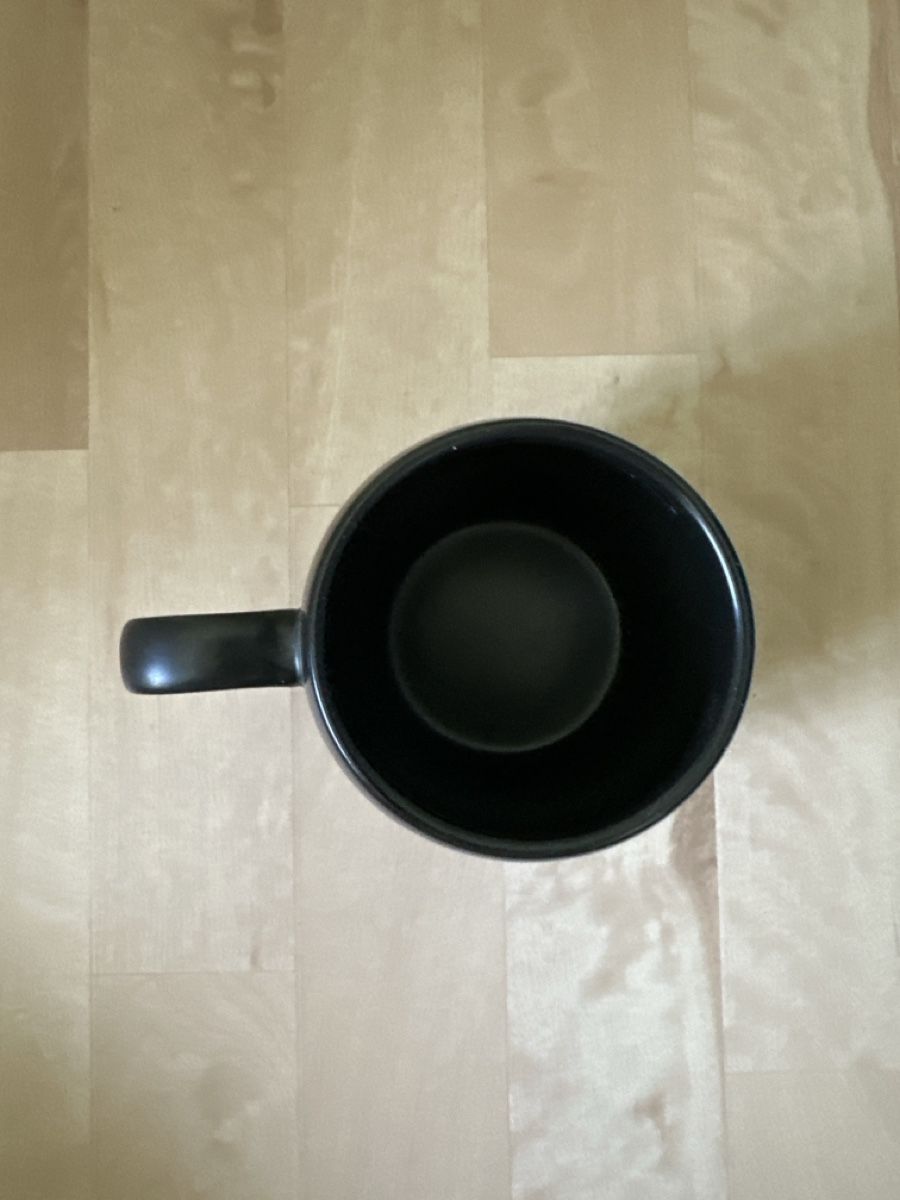Tassen: Neuwertige Tasse in schwarz mit Spruch – Neu (gemäss Beschreibung) aus Küssnacht am Rigi von Ruja_Cloud 2