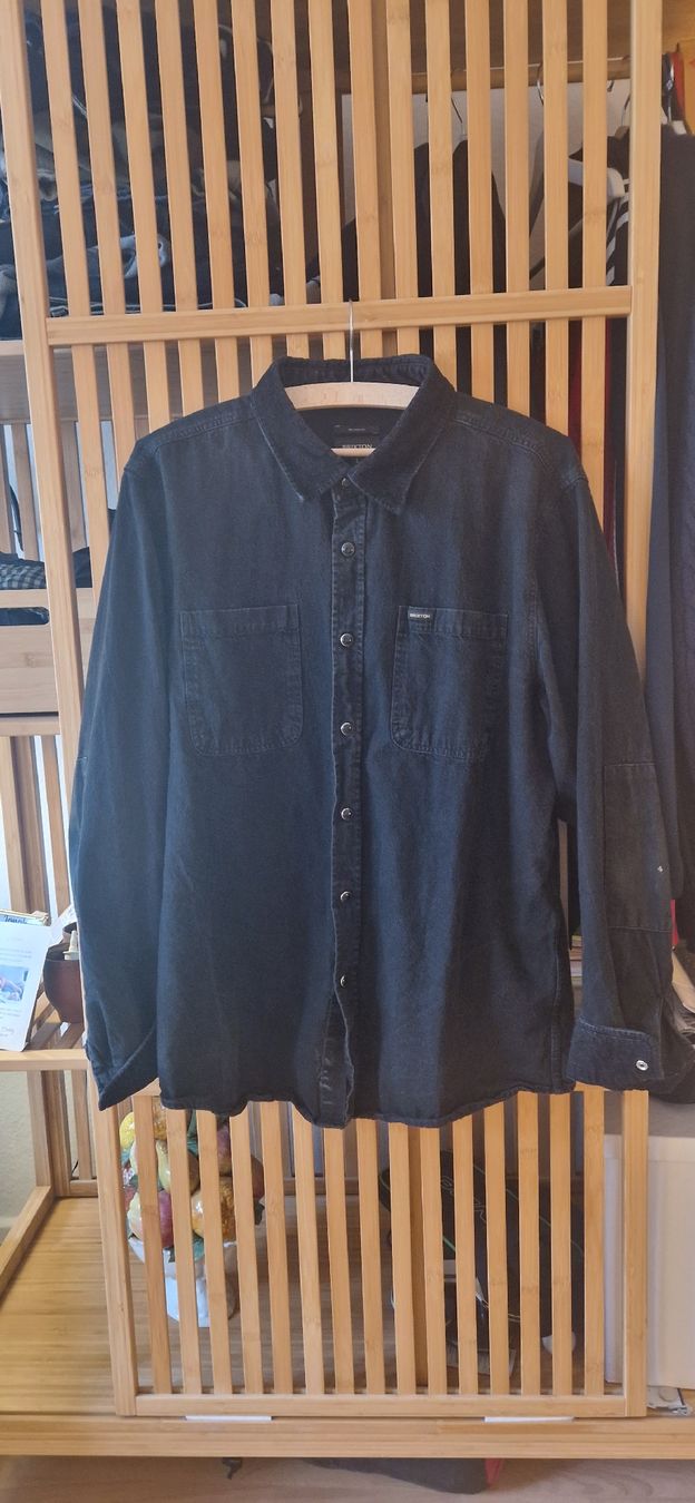 Camicie: Chemise Brixton noire, taille L – Usato da Zürich venduto da diabolo96 1