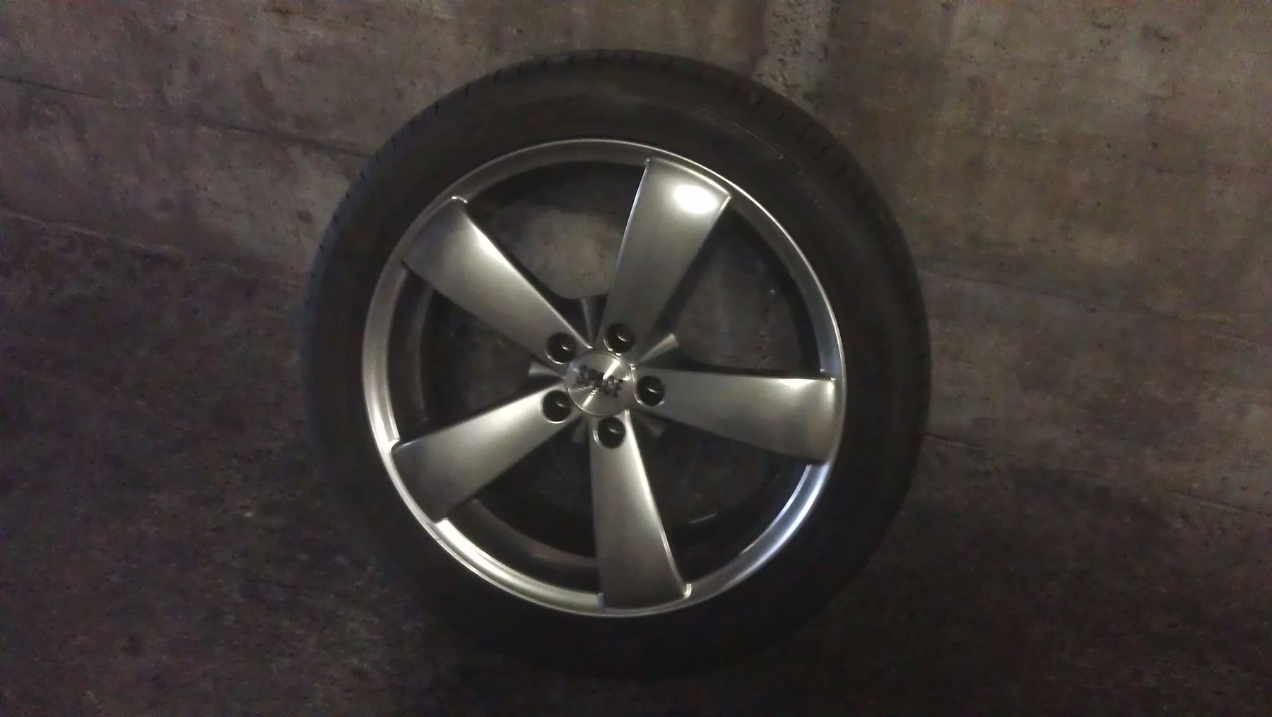 Volkswagen Felgen: Alufelge 17 Zoll – Gebraucht aus Wauwil von Leti81 1