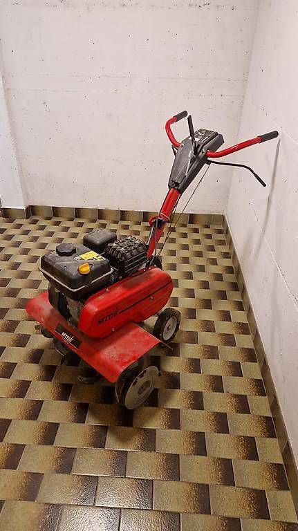Tutte le macchine: Motoculteur MTD comme neuf – Usato da Martigny venduto da Grndz
