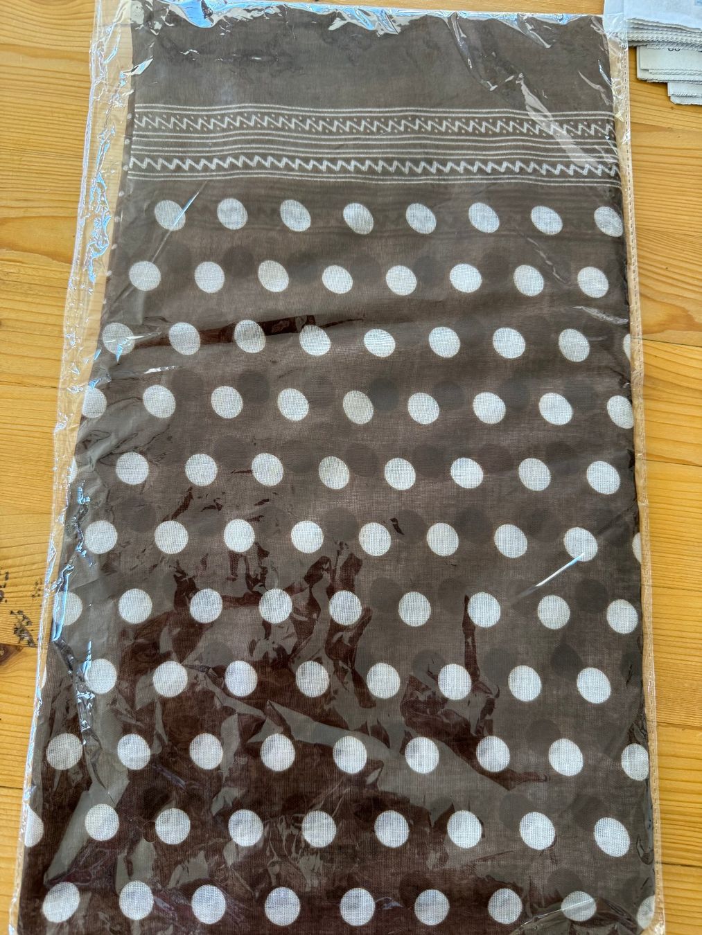 Foulard & Sciarpe: Neuware Schal 100 % Viskose 190 x 90 cm – Nuovo e nell'imballaggio originale da Kirchdorf AG venduto da coco123 4