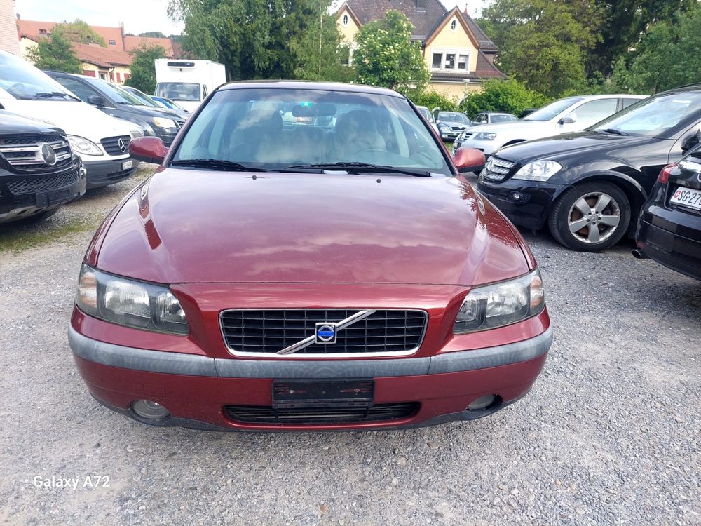 Volvo S60 2.4T AWD