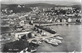Luzern Flugaufnahme mit Dampfschiffen