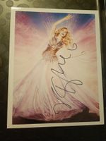 Kylie Minogue - handsigniert 20x25cm Foto
