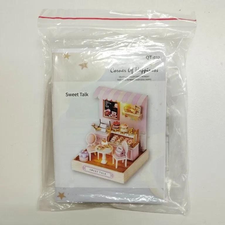 Case e mobili per bambole: DIY Miniature Dollhouse Kit- Neu – Nuovo (secondo la descrizione) da Glattbrugg venduto da ann_hy2y 2