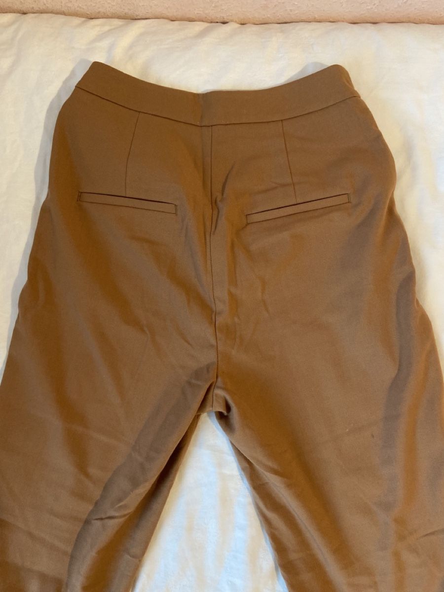 H&M Hosen: Pantalon classe Camel h&m – Gebraucht aus Chêne-Bougeries von sor_9rzp 4