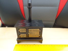 Kochherd Metall für das Puppenhaus    15.5 x 10 x 6 cm