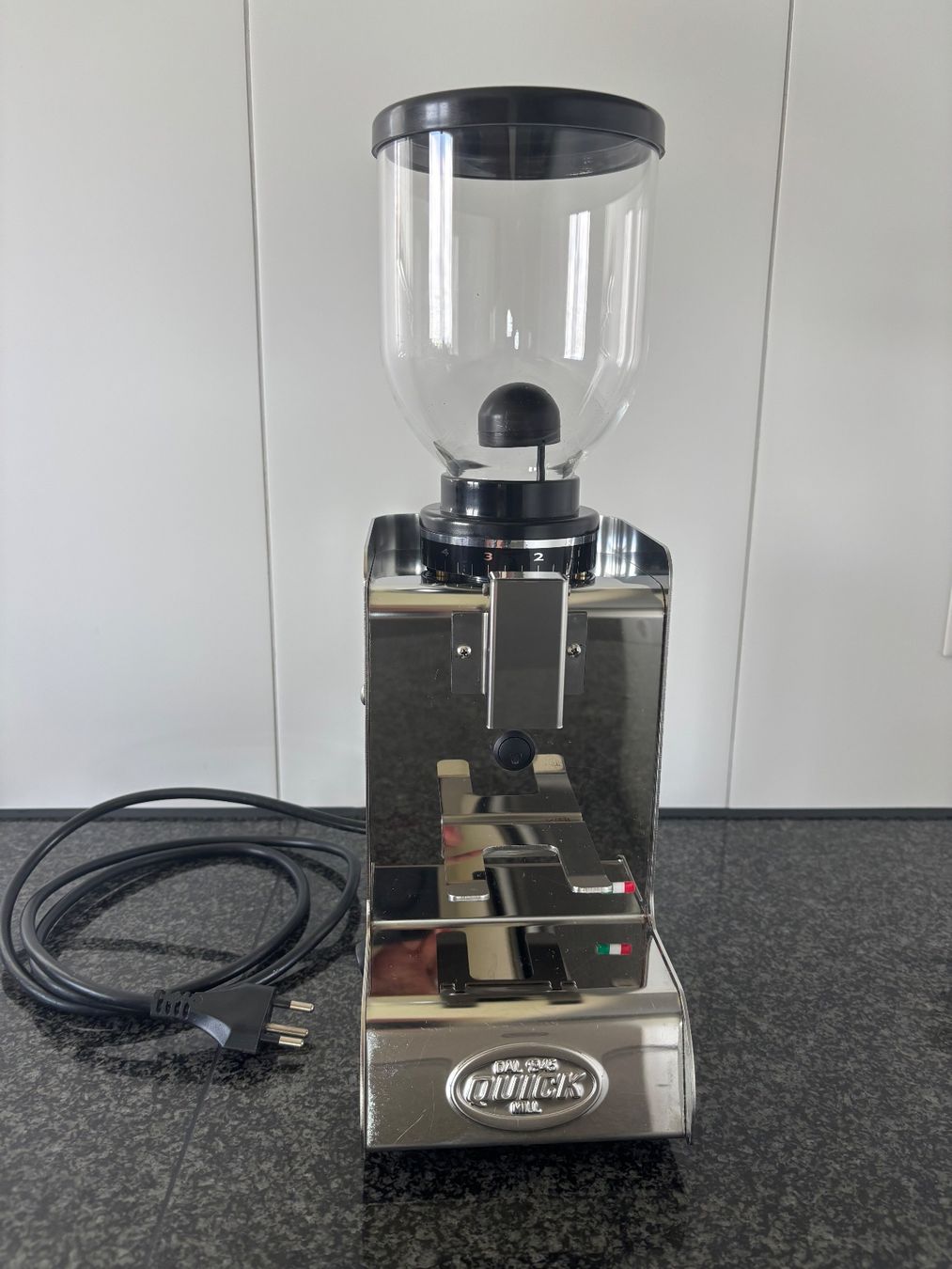 Quick Mill Elettrodomestici da cucina: Kaffeemühle Quick Mill 060EVO-P – Usato da Hildisrieden venduto da AJ28 1