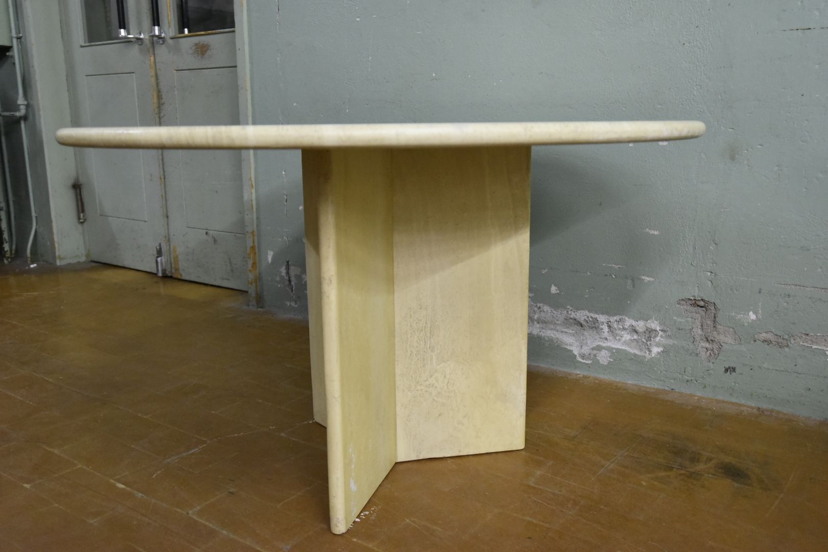 Tavoli: Designer Esstisch aus Travertin – Usato da Lichtensteig venduto da Usedinstorecom 3