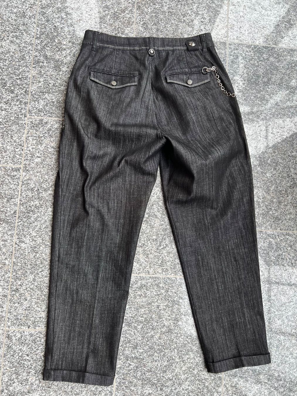High Pantaloni: Hose von High – Usato da Remigen venduto da Orlana7 1