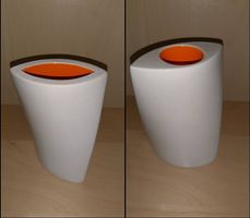 Weisse Vase mit orangem Akzent - Partylight