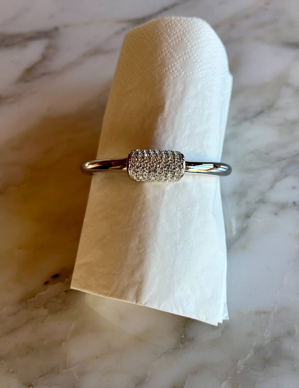 Armbänder & -reifen: Armspange, Strass – Gebraucht aus Bern von cubus01 2