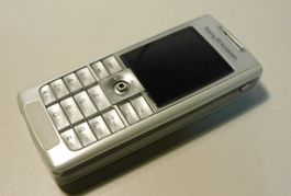 Mobil Sony Ericsson gerbraucht für Sammler  Telefon
