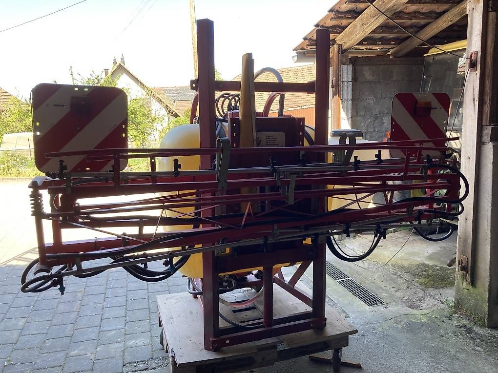 Tutte le macchine: Feldspritze Hardi Gambetti 12m – Usato da Kallnach venduto da _sylvie_