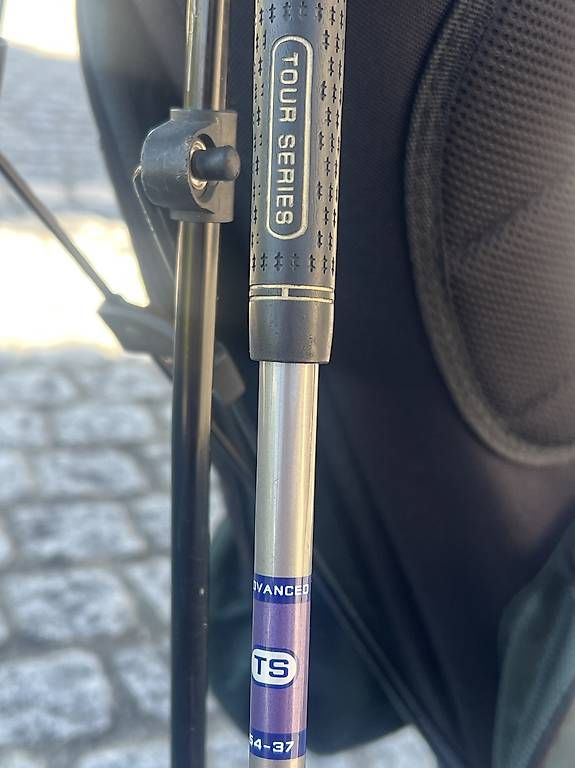 Schläger & Sets: Golfschläger mit Sack für Kinder – Gebraucht aus Ruggell von bwi_k5zs 2