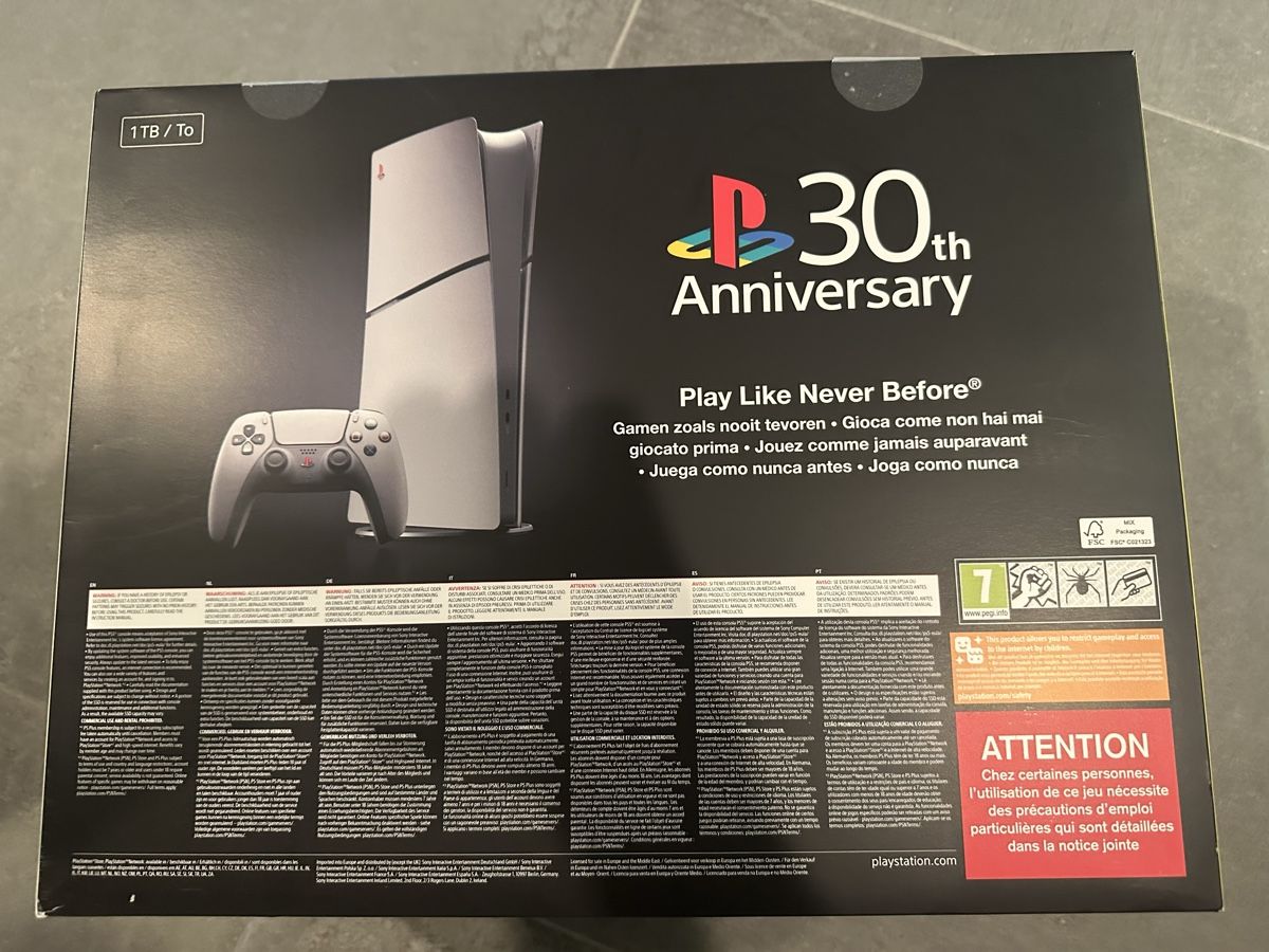 Sony Console: PS5 Digital Edition 30th Anniversary - Neuve scellée – Nuovo e nell'imballaggio originale da Onex venduto da daBraun 3