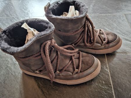 Inuikii Winterschuhe 43