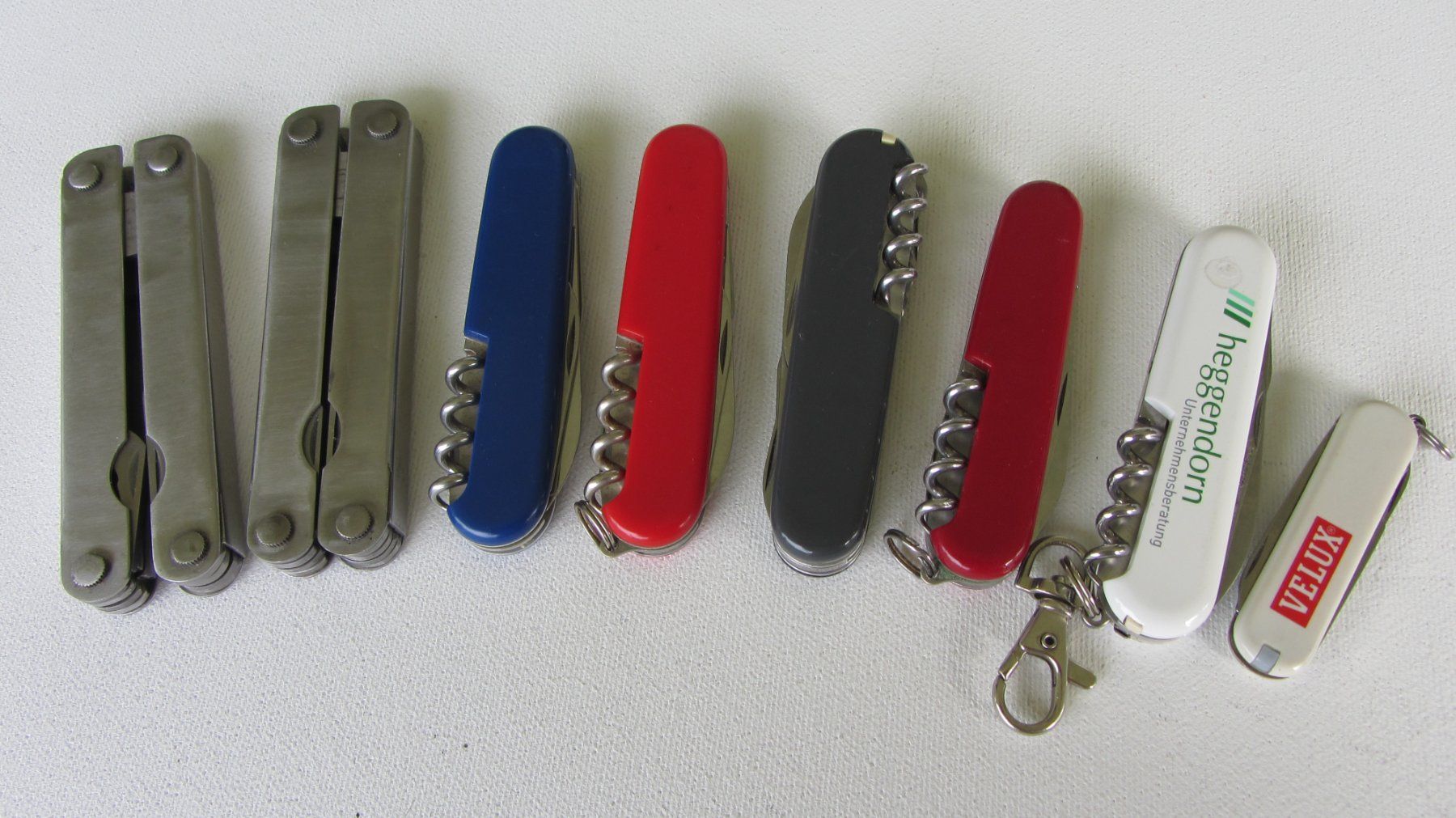Victorinox Taschenmesser: Schweizer Taschenmesser / Multitools Konvolut gut erhalte... – Gebraucht aus Dietikon von Manfi49 2