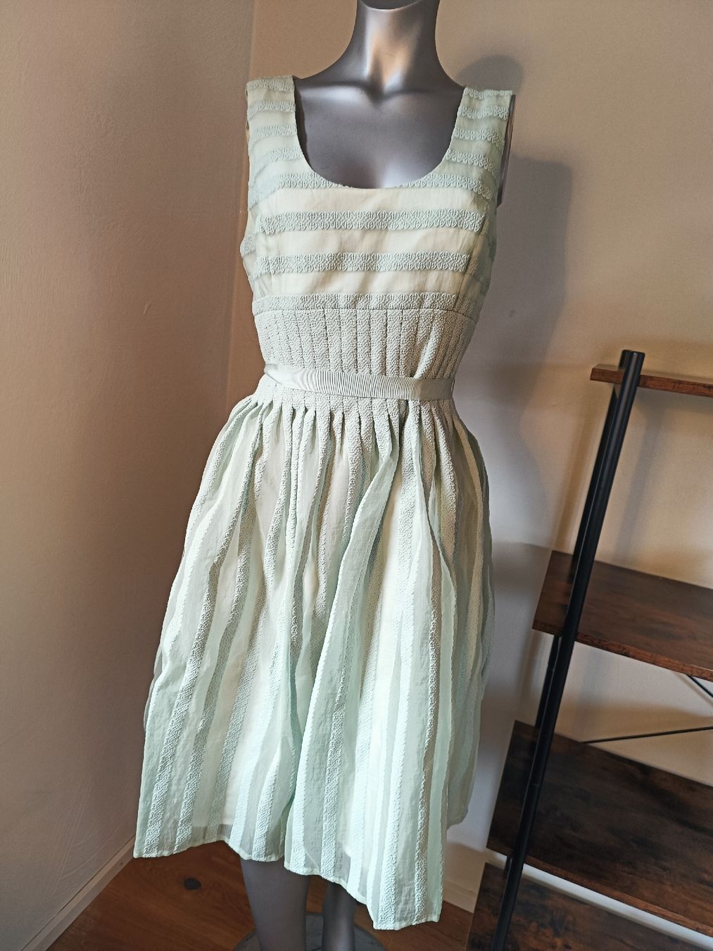 Vestiti: Robe phase Eight L – Usato da Chamoson venduto da Yuriyaa
