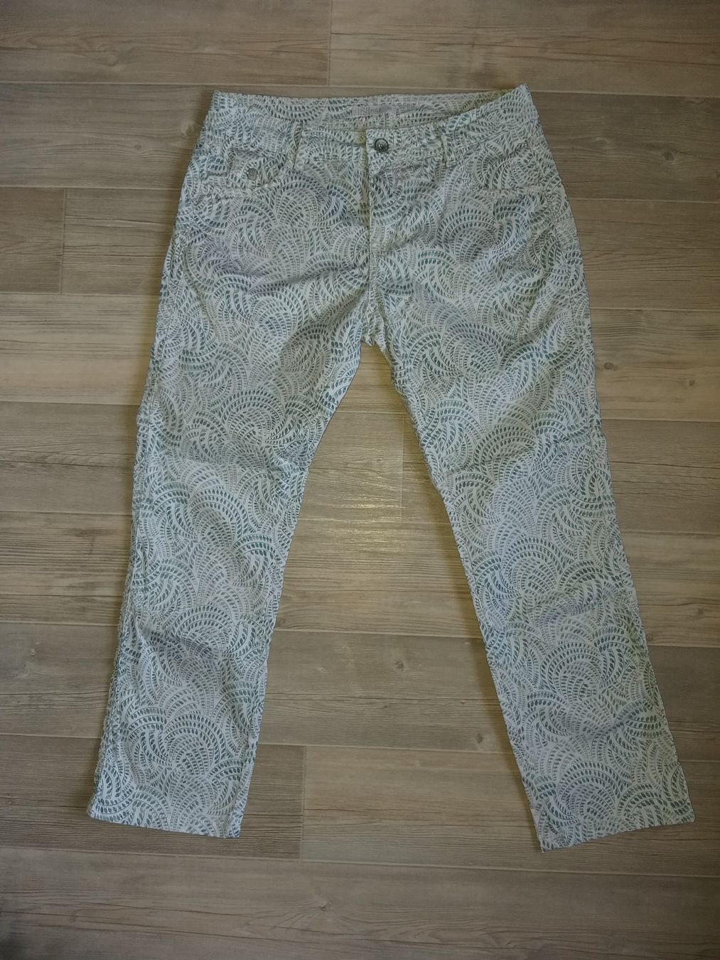 Nile Jeans: Jeans 3/4 NILE      Taille / Grosse XS – Gebraucht aus Cossonay-ville von Super-Price-Quality