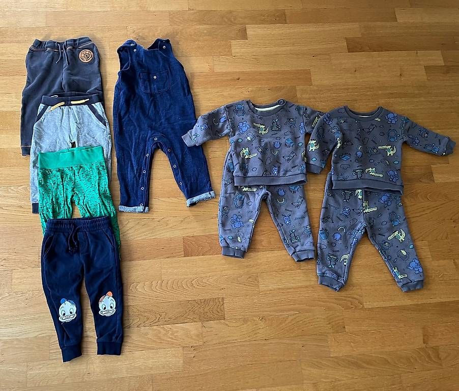 Lotti & Set di vestiti: Kleiderpaket 86 / 92 Junge – Usato da Stettlen venduto da Biienli 1