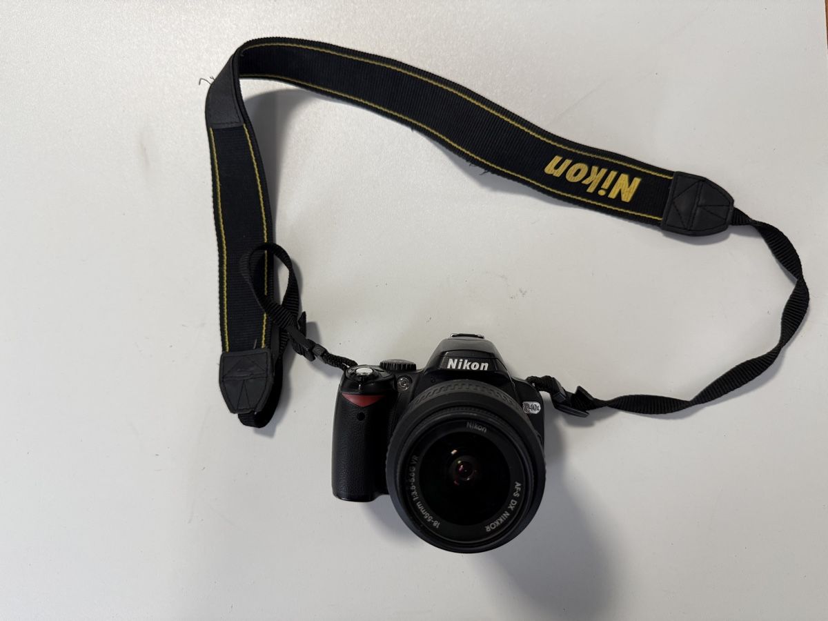 Nikon Fotocamera: Nikon D40x + Objectif 18-55mm VR + Housse Lowepro – Usato da Ardon venduto da Momovs99 1