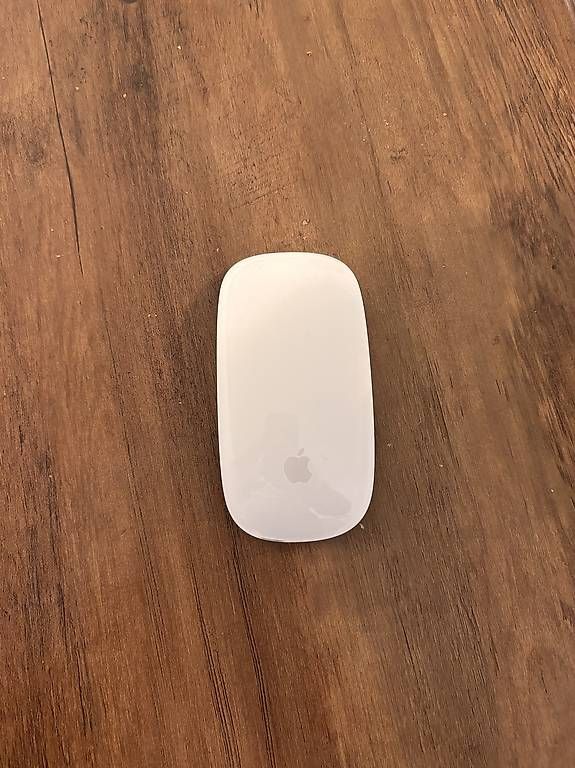 Souris: Apple Magic Mouse 2024 – D'occasion à Zürich par pat_6skg 2