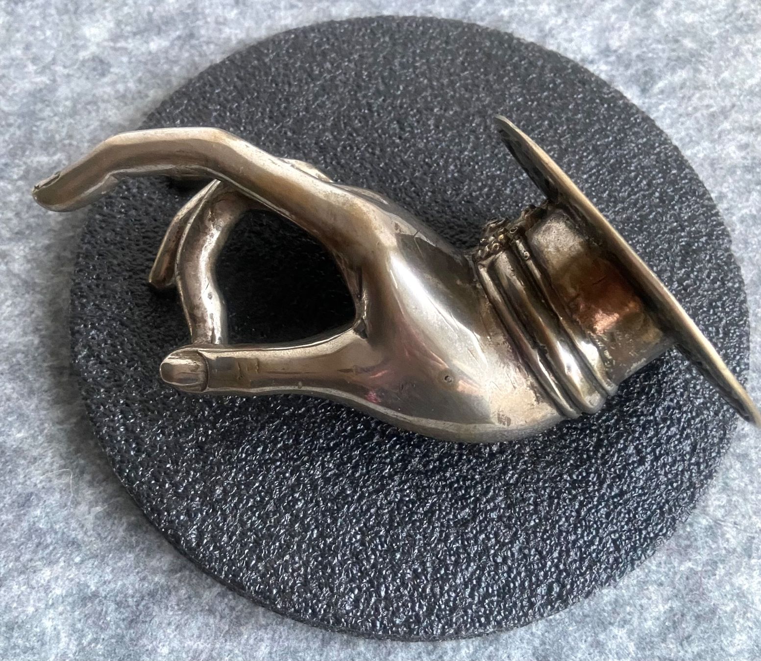Chiavi & Serrature: Wandhaken oder Türgriff Mudra – Usato da Zuerich venduto da Perlen-Decor 1