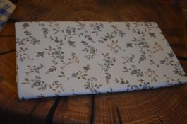 PLASTIK TISCHDECKE NEU - NAPPE PLASTIQUE - CM 140X140