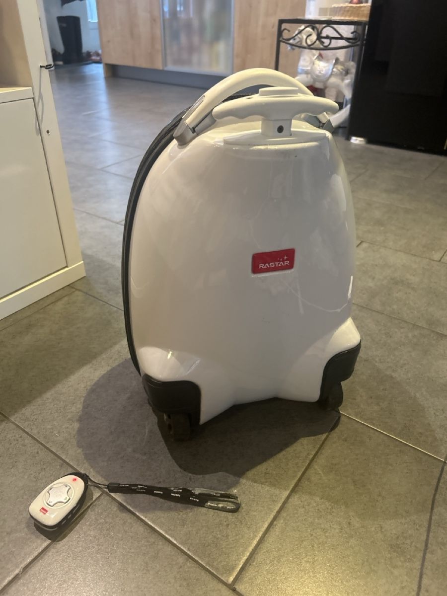 Reisekoffer: Rastăr Kinderkoffer Zebra – Gebraucht aus Mühledorf SO von Dania77 2