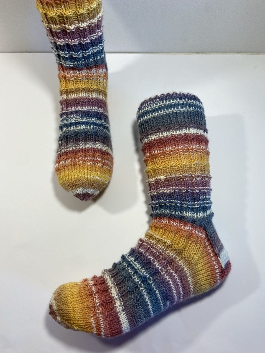 Chaussettes: Socken handgestrickt Gr. 38/39 – Neuf avec emballage d'origine à Grosshöchstetten par Maschenshop 2