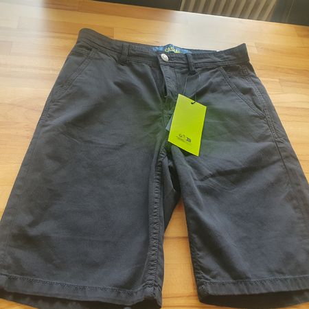 Neue kurze Hose  One Street Gr 28