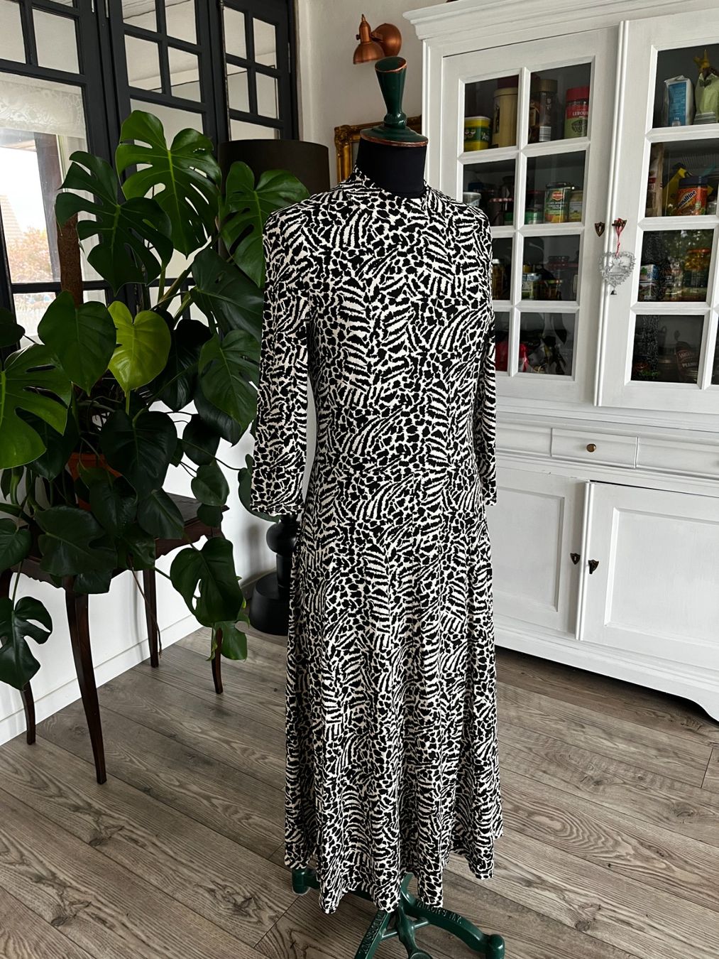 Vestiti: Magnifique robe SET 38 – Usato da Seiry venduto da van_n79x 1