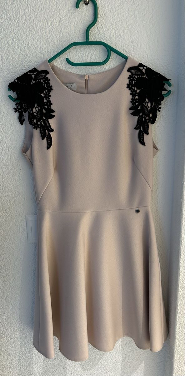 Vestiti & Gonne: Cocktail-Kleid rosa – Nuovo (secondo la descrizione) da Uster venduto da lis_7rjr