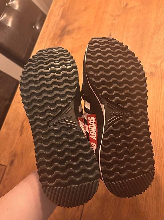 Adidas Scarpe da donna: Coole Adidas Sneaker Gr.6.5 Neu – Usato da Leuzigen venduto da Fjleu 2