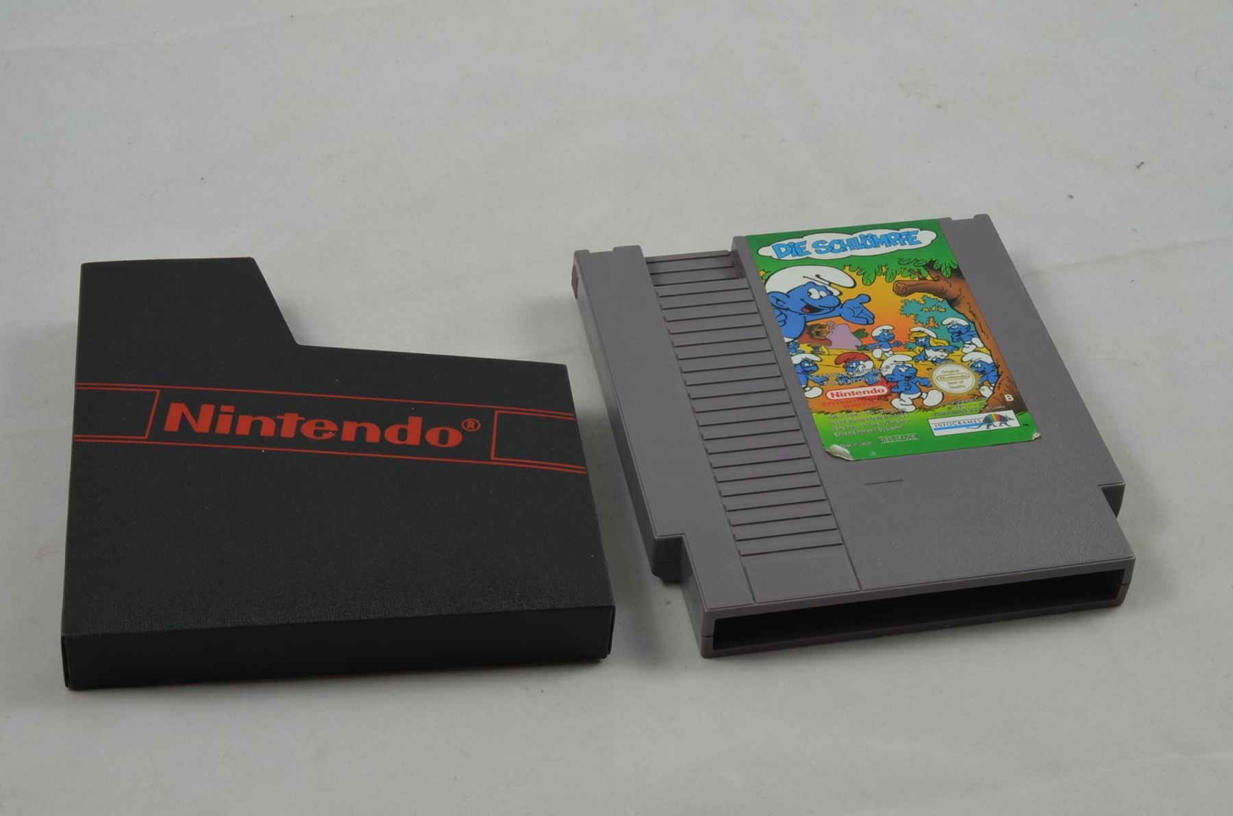 Giochi: Die Schlümpfe NES Spiel CB – Usato da Buchs AG venduto da SellAndBuyX 3