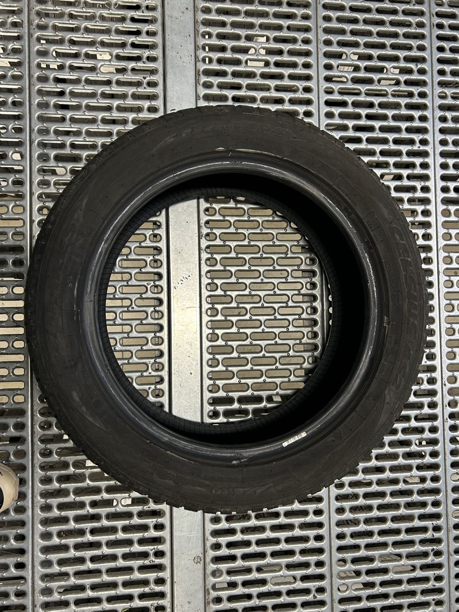 Sonstiges Schreiben & Zeichnen: Vendo #4 pneumatici Toyo Celsius  – Gebraucht aus Walchwil von gpd_6dfp 1