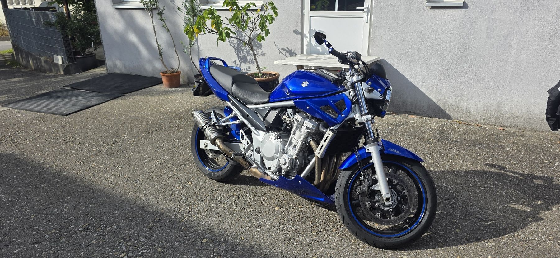 Suzuki Strasse: Suzuki GSF650A Bandit – Gebraucht aus Ottikon von sut_k8xm