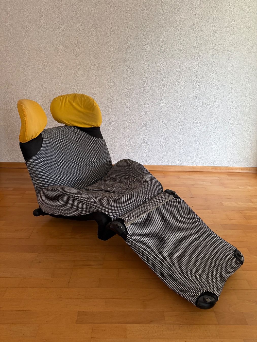 Cassina Sessel: Cassina Wink-Sessel – Gebraucht aus Aarau von marktheshark 3