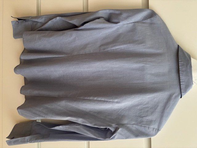 Esprit Camicette: Schöne Bluse hellblau Esprit mit Rüschen – Usato da Bülach venduto da Gluecksgriff 1