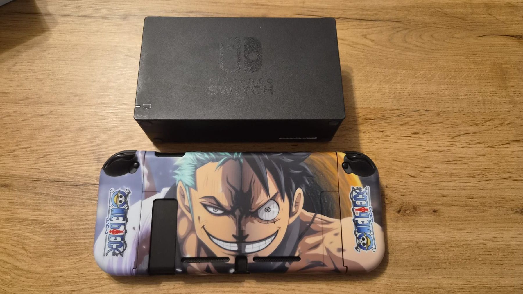 Nintendo Console: Nintendo Switch Konsole One Piece Design gebraucht – Usato da Uster venduto da faandrei 3