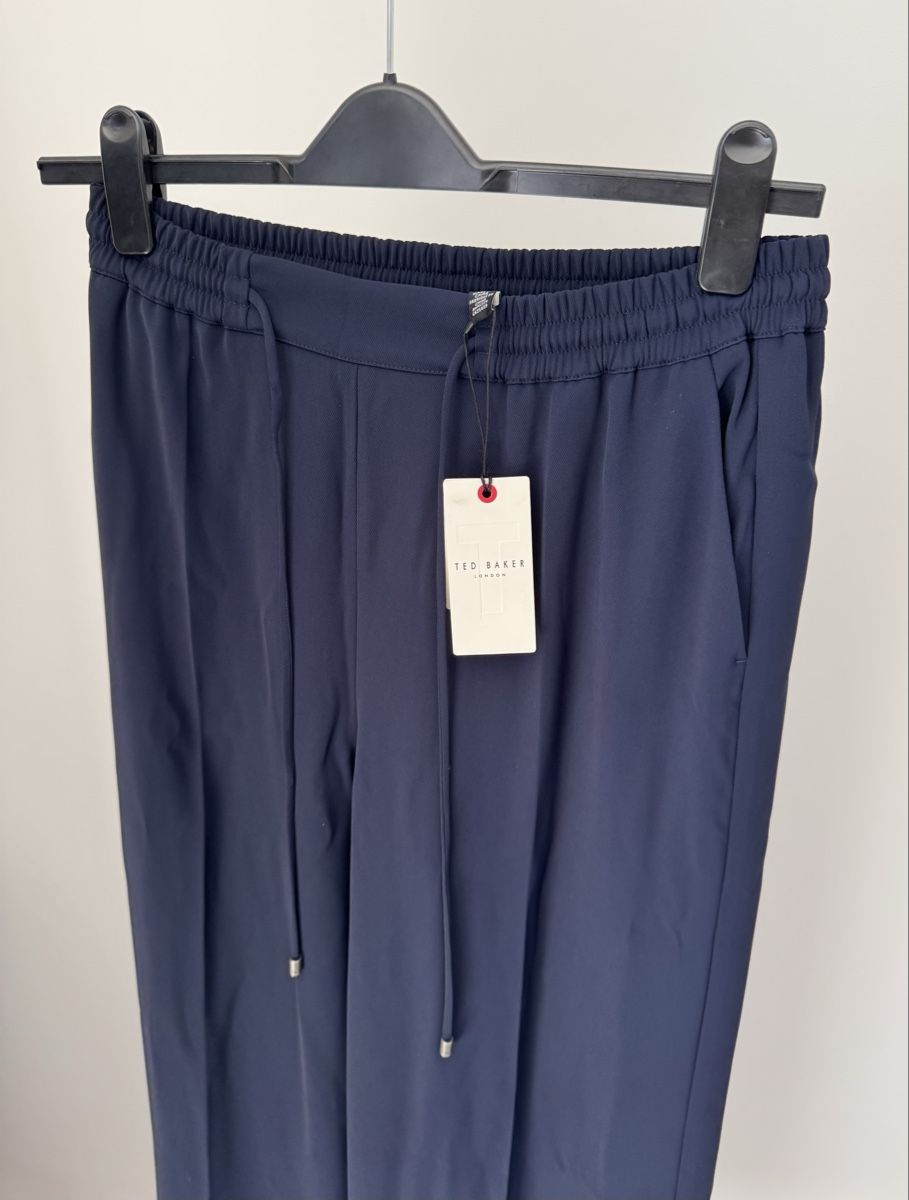 Ted Baker Hosen: Ted Baker Straight Leg Jogger Dunkelblau   – Neu und originalverpackt aus Zürich von di_archive 5