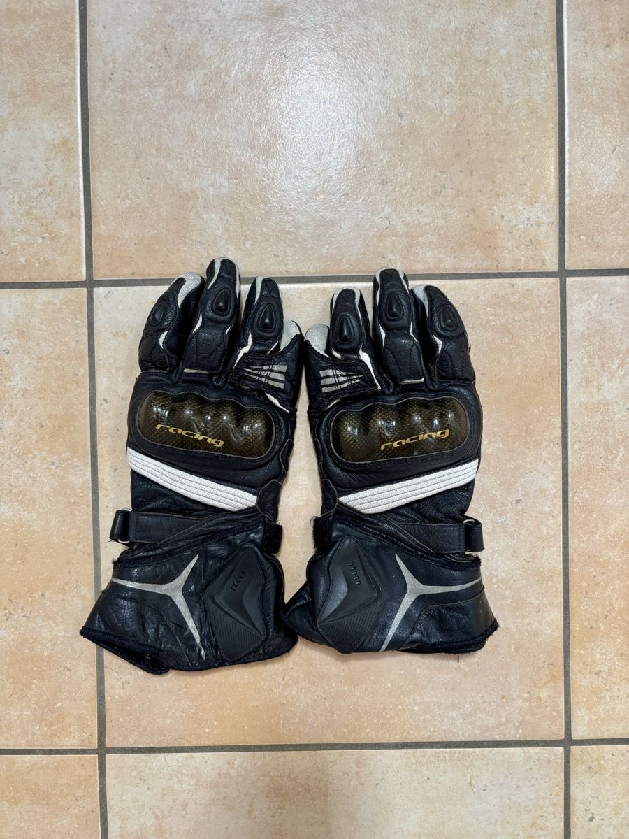 Autres accessoires hommes: Gants de moto  – D'occasion à Denens par RomainSecondeMain